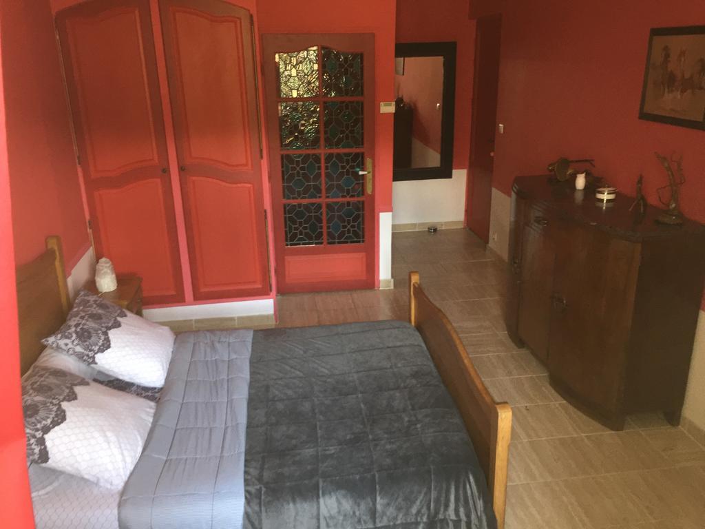 Chambre D'Hotes La Brunetiere Gréoux-les-Bains Exterior foto